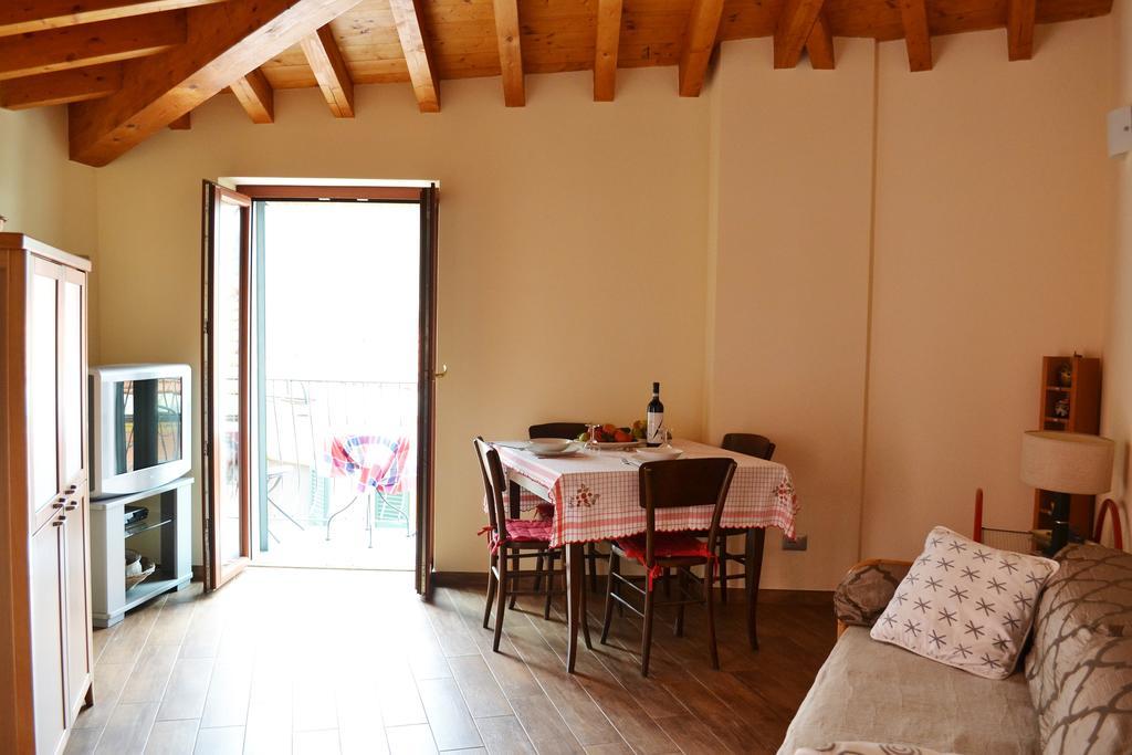 Casa Rossana Villa Vasia Bagian luar foto